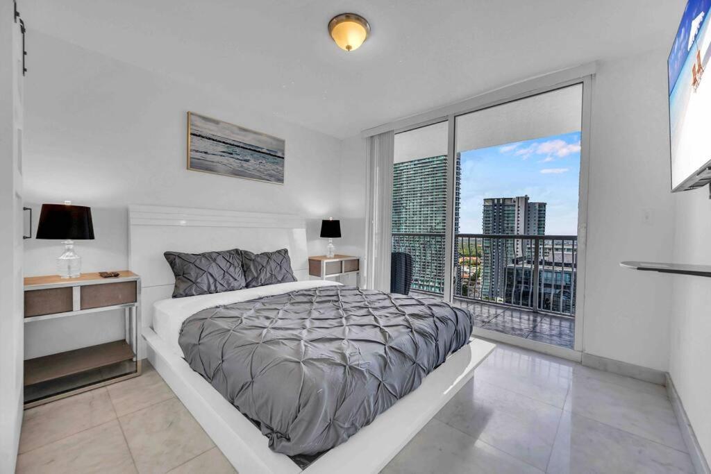 Iconic High Floor 3 Bedrooms In The Heart Of ميامي المظهر الخارجي الصورة