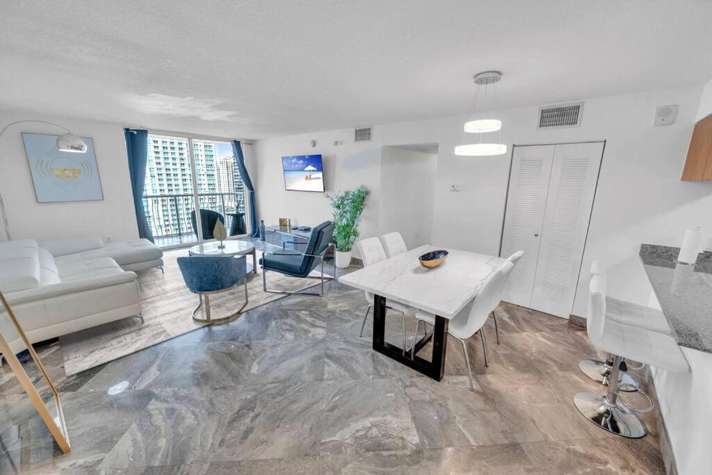 Iconic High Floor 3 Bedrooms In The Heart Of ميامي المظهر الخارجي الصورة