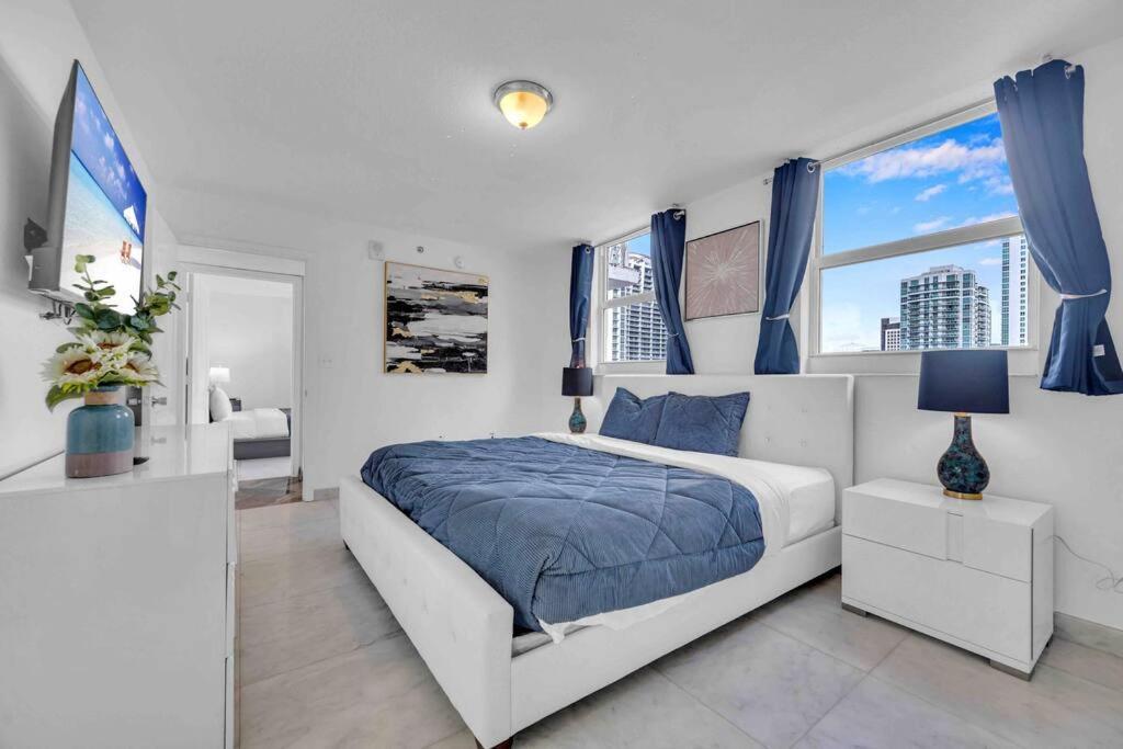 Iconic High Floor 3 Bedrooms In The Heart Of ميامي المظهر الخارجي الصورة